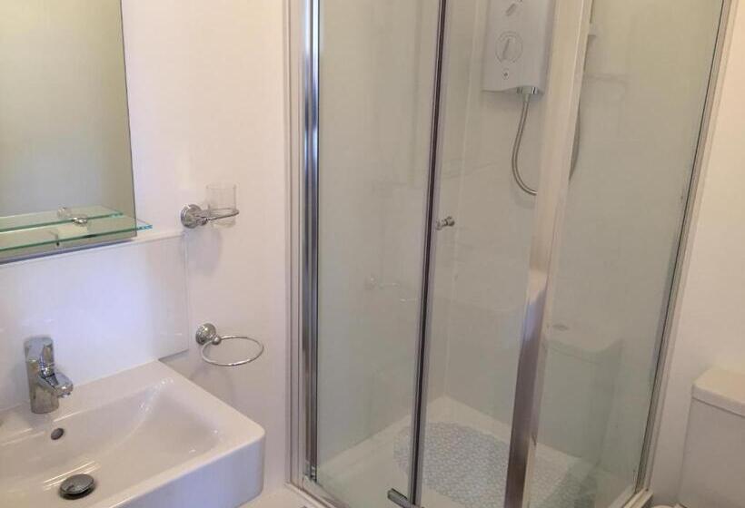 חדר משפתחתי סופריור, 16 Pilrig Guest House