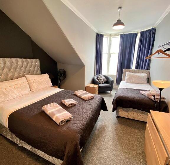 Номер Стандарт Трехместный, 16 Pilrig Guest House