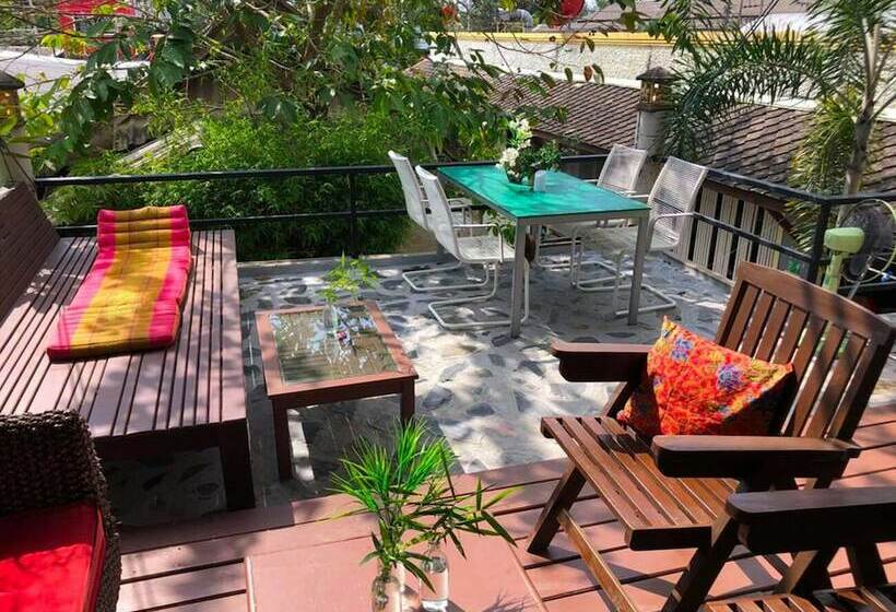 جناح عائلي, Lanta Complex