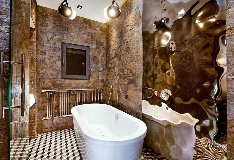 آپارتمان لوکس 1 خوابه, One Luxury Suites