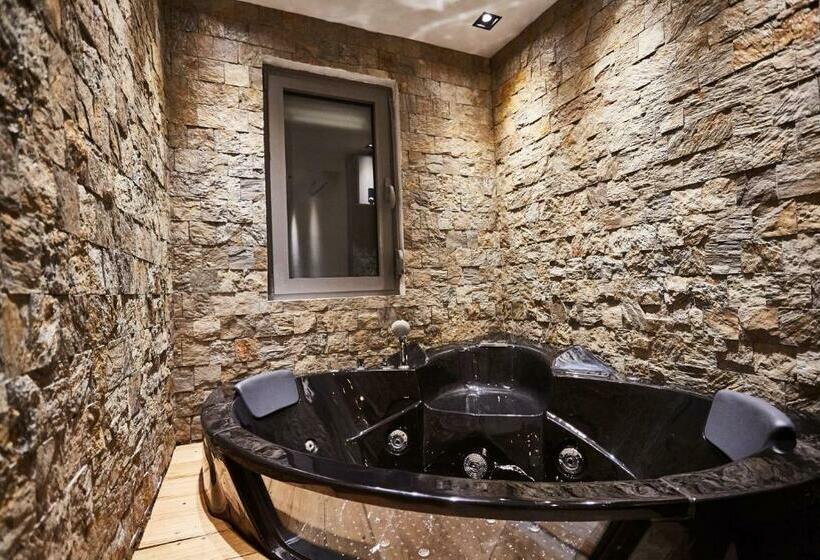 آپارتمان 1 خوابه, One Luxury Suites