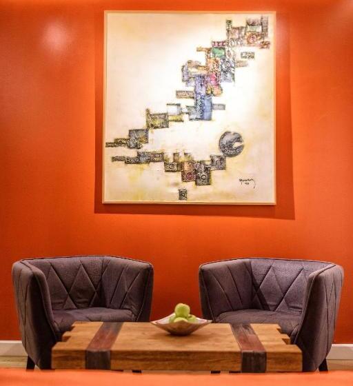 استودیو کامفورت, One Luxury Suites