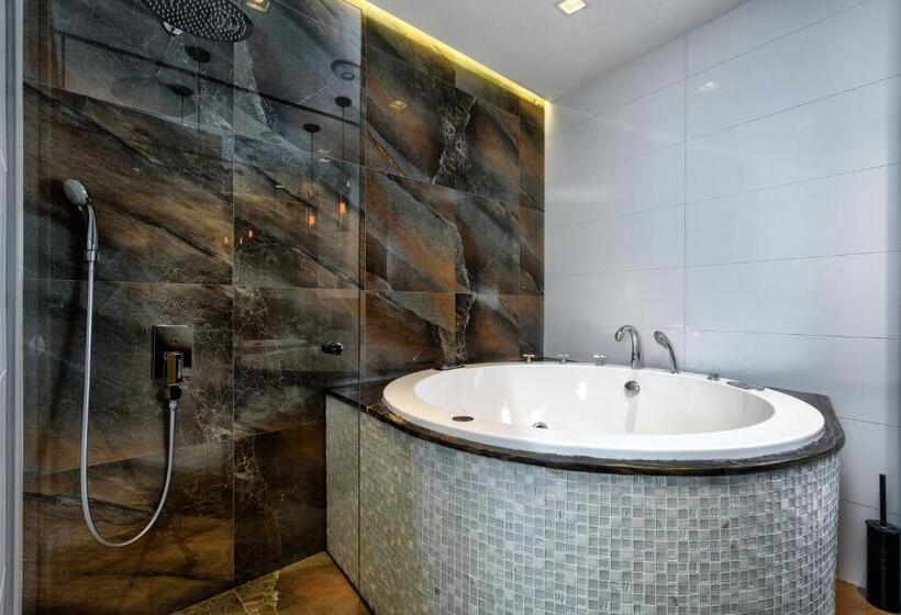 آپارتمان لوکس 1 خوابه, One Luxury Suites