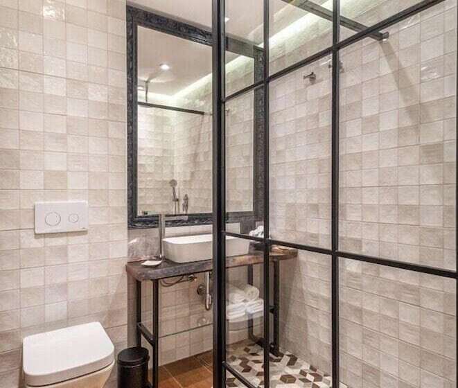 آپارتمان لوکس 1 خوابه, One Luxury Suites