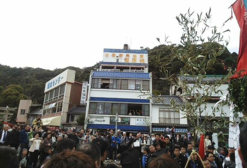 غرفة قياسية حمام مشترك, Fukumakan