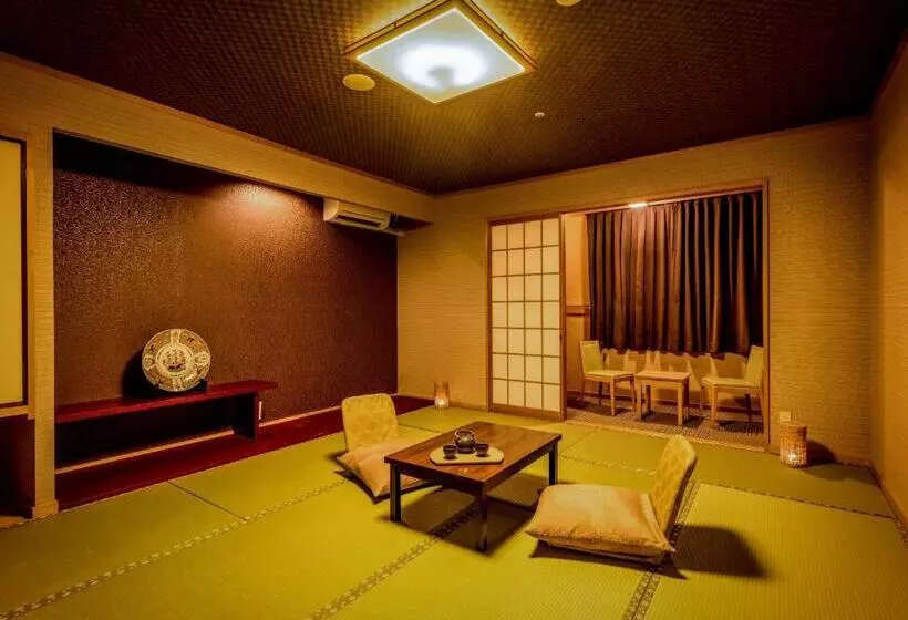 プールビュースタンダードルーム, Ooedo Onsen Monogatari Miyoshiya