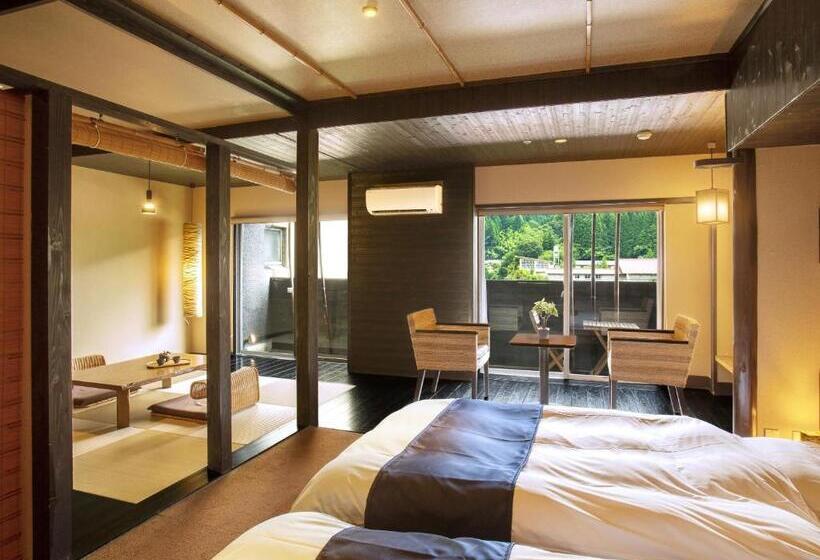 Camera Superiore, Ooedo Onsen Monogatari Miyoshiya