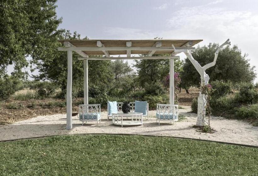 سوییت خانوادگی, Zahir Country House