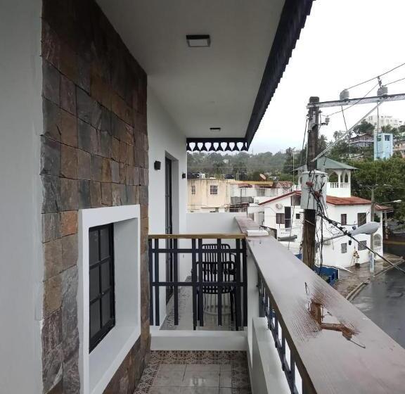 اتاق لوکس, Hostal Marina Samana