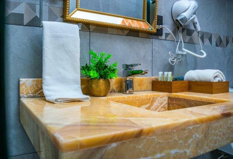 غرفة قياسية سرير كينج, Margarita