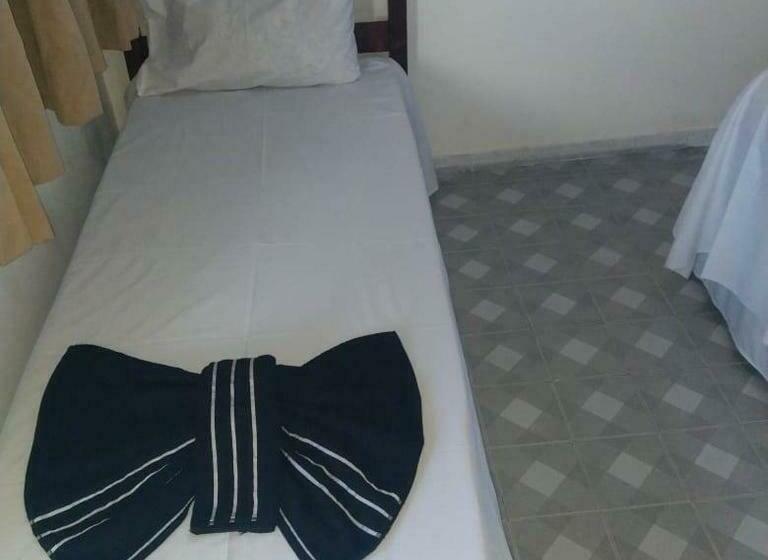 スタンダードトリプルルーム, Pousada Biônica