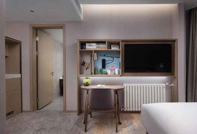 Standardrum King Size Säng, Home2 Suites By Hilton Wuhan Hankou Railway Station