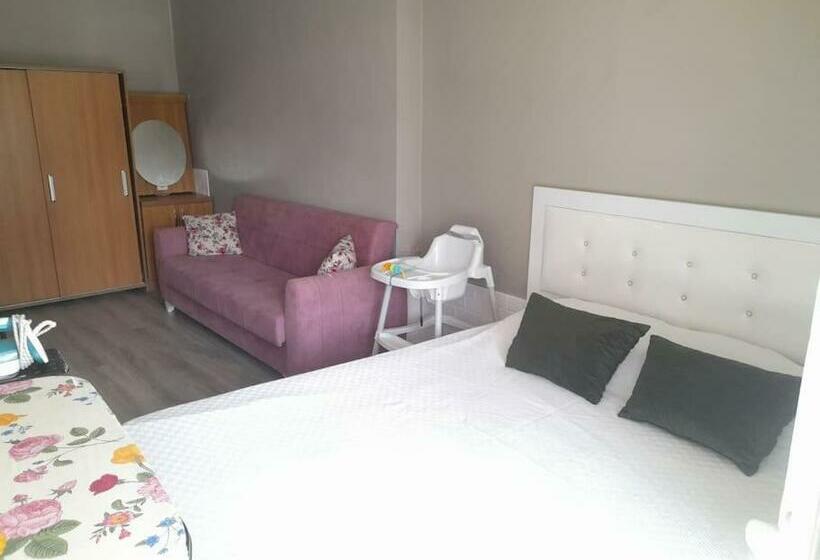 דירת חדר נוף לגינה, Near Oludeniz Beach Cozy Room With Kitchen