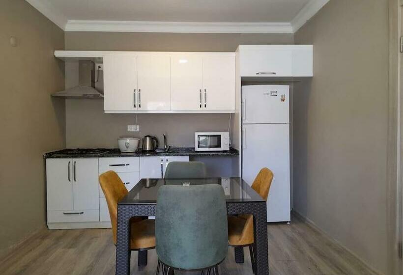 Апартаменты 1 Спальня Вид на Сад, Near Oludeniz Beach Cozy Room With Kitchen
