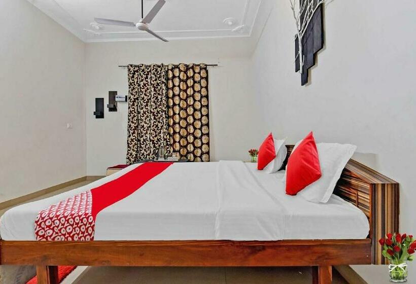 غرفة كلاسيكية ثلاثية, Oyo Flagship 87606 Divine