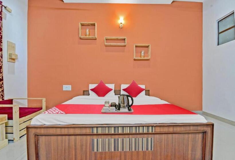 غرفة كلاسيكية ثلاثية, Oyo Flagship 87606 Divine