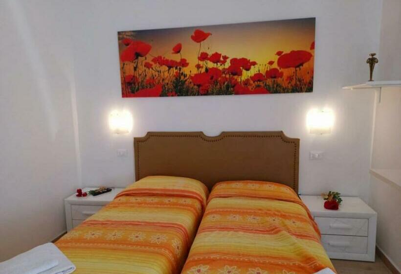 スタンダードルーム, Ai Giardini