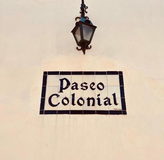 استودیوی استاندارد, Ermitage