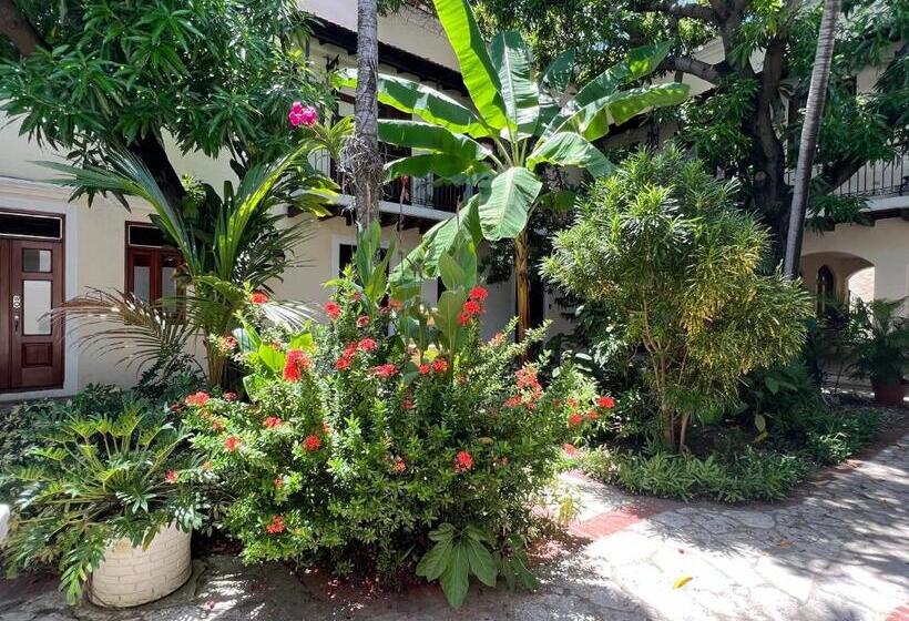 استودیوی استاندارد, Ermitage