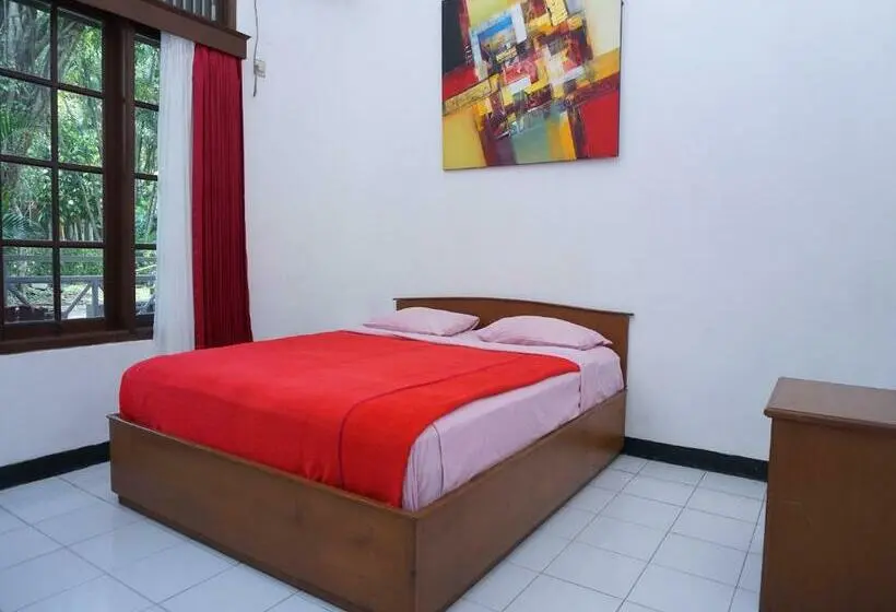 Deluxe Zimmer, Candisari