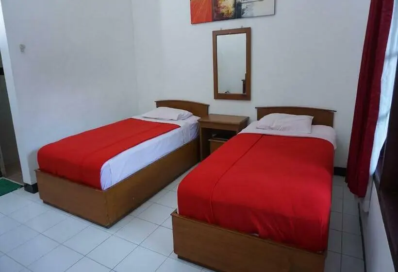 Deluxe Zimmer, Candisari