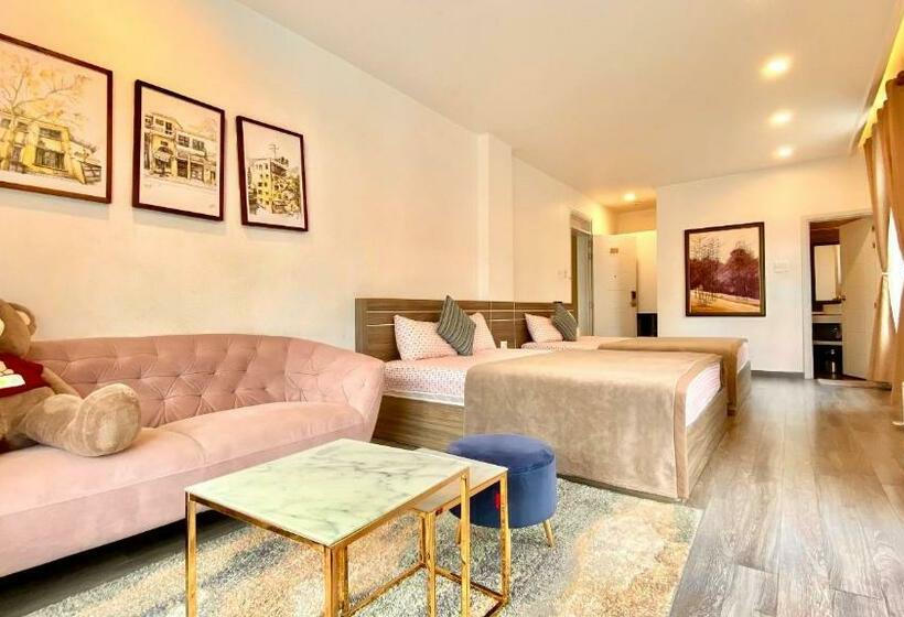 اتاق استاندارد با بالکن, La Cle  đà Lạt