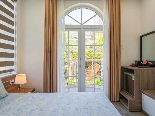 اتاق استاندارد با بالکن, La Cle  đà Lạt