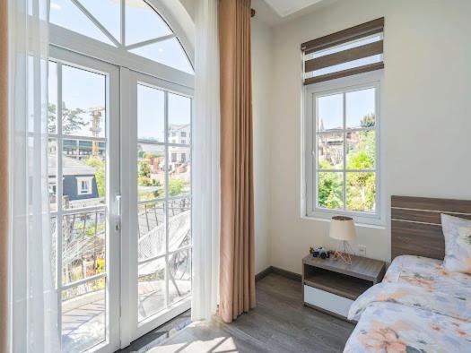 اتاق استاندارد با بالکن, La Cle  đà Lạt