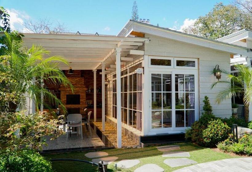 ویلای استاندارد با چشمانداز باغ, La Cle  đà Lạt