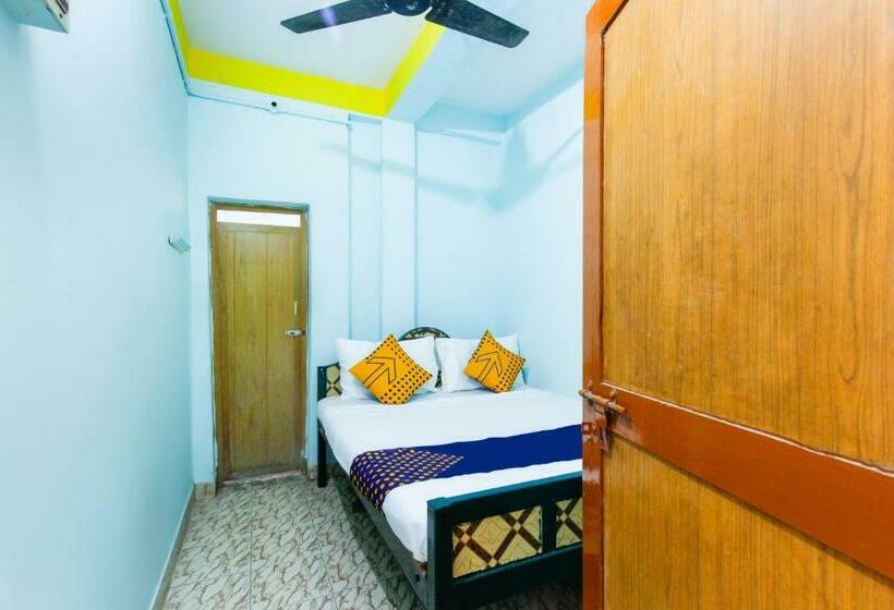 Трехместный Номер Классика, Oyo Flagship Hotel Annai