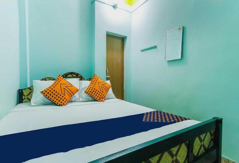 חדר קלאסי לשלושה, Oyo Flagship Hotel Annai