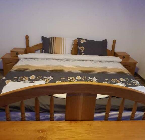 3间卧室的房子, къщи за гости с. любовище