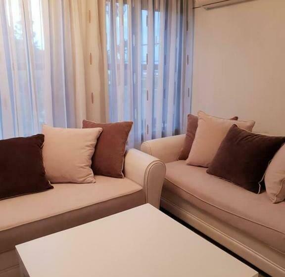 3间卧室的房子, къщи за гости с. любовище