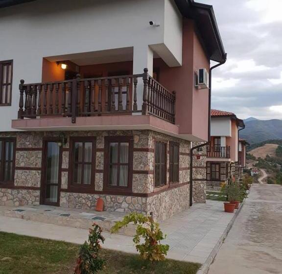 3间卧室的房子, къщи за гости с. любовище