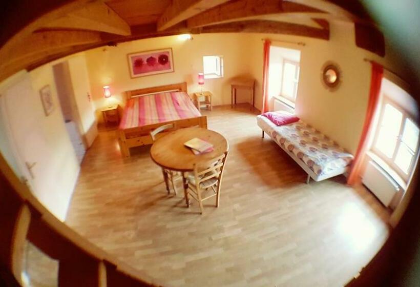 패밀리 룸, La Rivoire