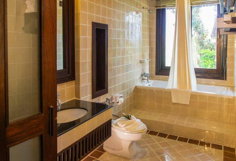 수피리어 룸, Gassan Khuntan Golf & Resort