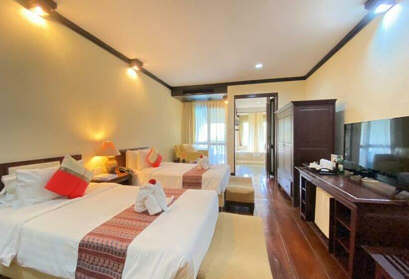 디럭스 룸, Gassan Khuntan Golf & Resort