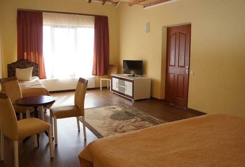 سوییت دوبلکس, сонячна долина готель фортеця