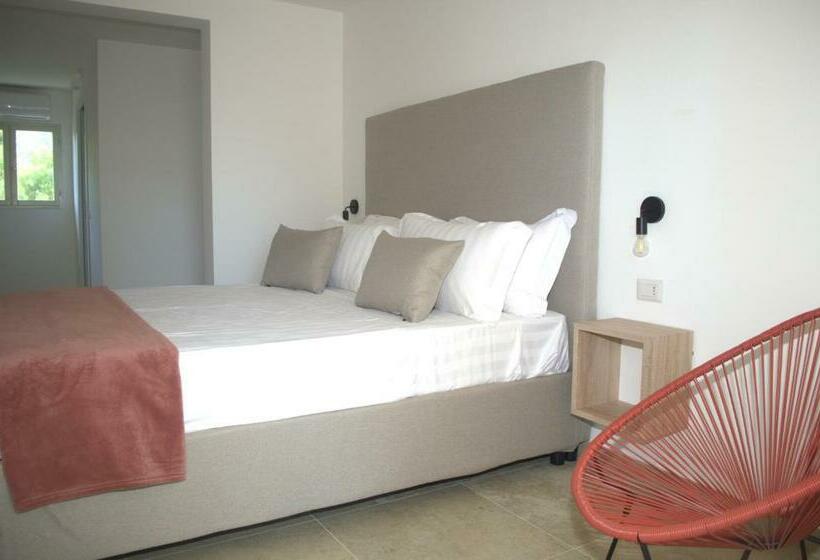 کلبه ییلاقی, Sopramare Resort