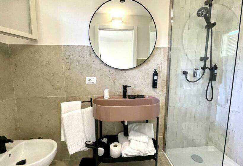 בקתת חדר, Sopramare Resort