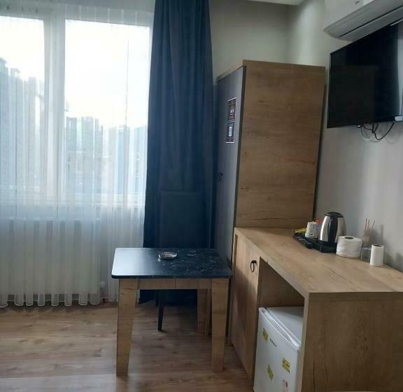 エコノミールーム, Asem Palace