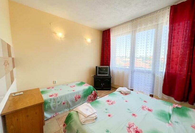 Номер Deluxe, Guest House Italia