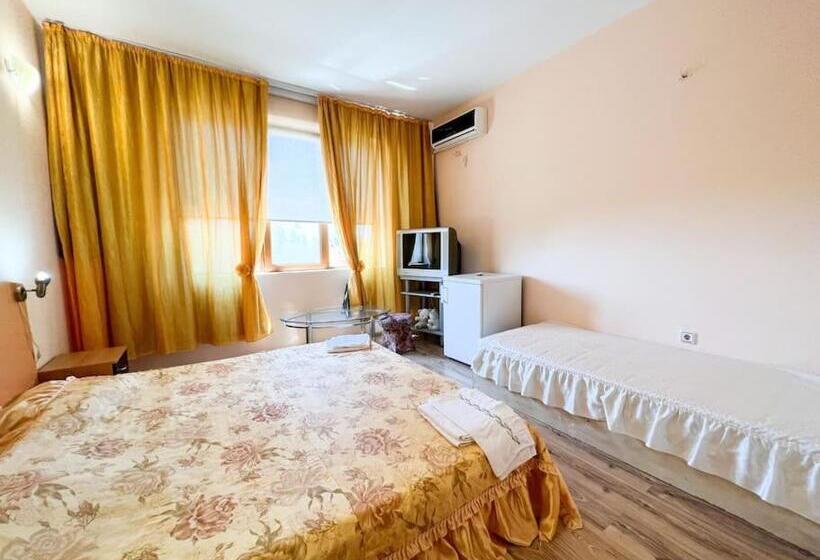 Номер Deluxe, Guest House Italia