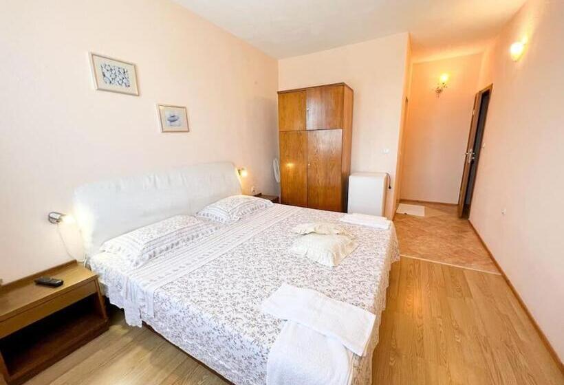 Номер Deluxe, Guest House Italia