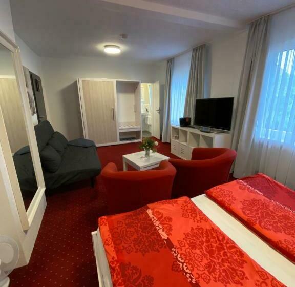 Номер Стандарт Вид на Сад, Pension Haus Talblick Edersee