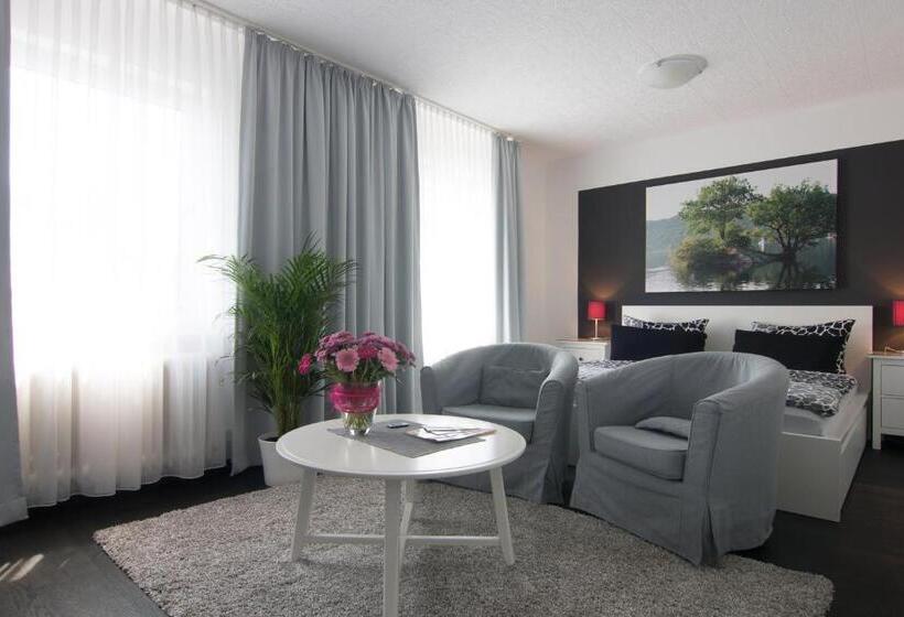 Номер Стандарт Вид на Сад, Pension Haus Talblick Edersee