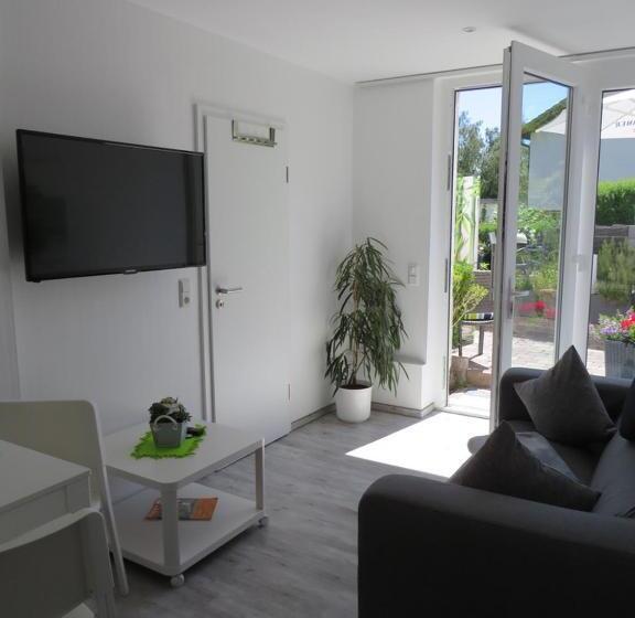 Апартаменты 2 Спальни, Pension Haus Talblick Edersee