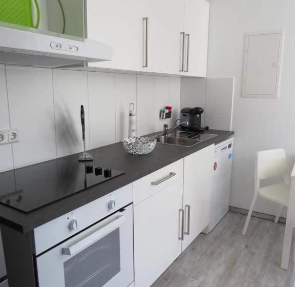 Апартаменты 2 Спальни, Pension Haus Talblick Edersee