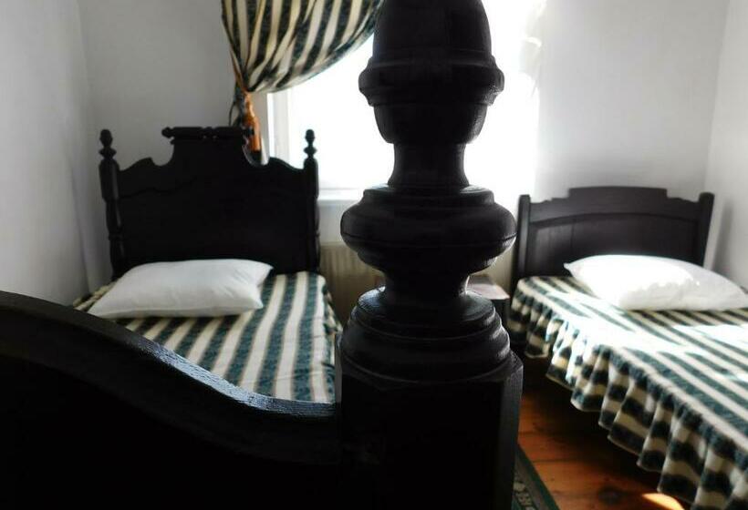 اتاق خانوادگی, Senliepāja