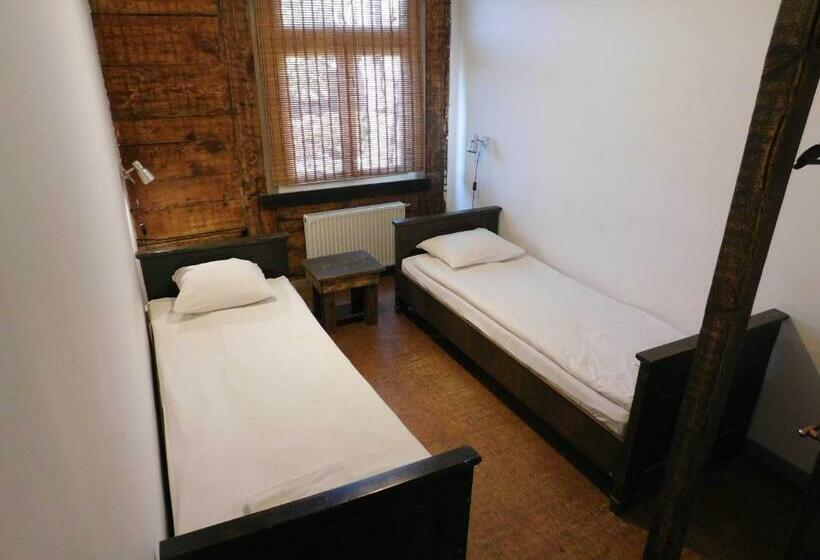 اتاق اکونومی, Senliepāja